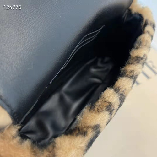 F**di baguette bag 3