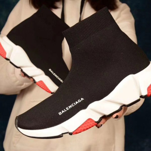 Ba*len*cia*ga-sock-boots-2