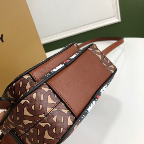B**rry-camera-bag-4