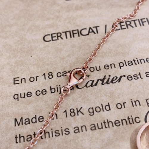 Ca*t*er-ecklace-7-2-4-2-5-2-2