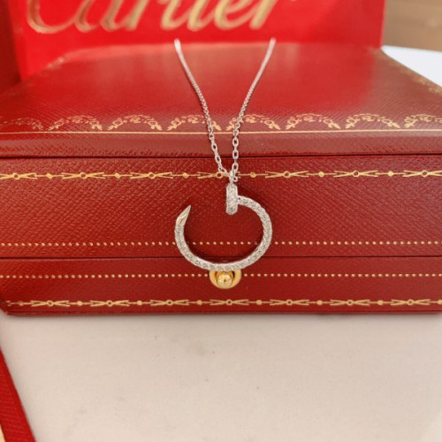 Ca*t*er-ecklace-7-2-4-2-5-2