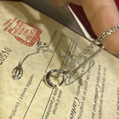 Ca*t*er-necklace-2