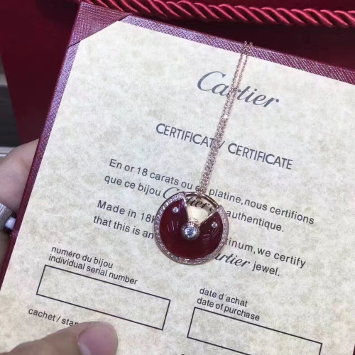 Ca*t*er-necklace