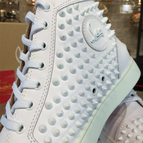 Ch**an-louboutin-10