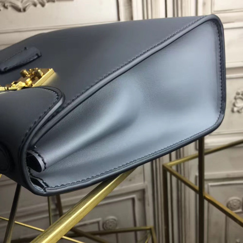 D*or-addict-tote-replica-bag-4