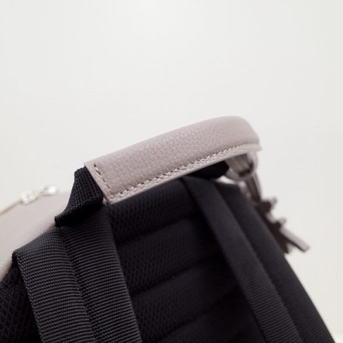 D*or-backpack-3