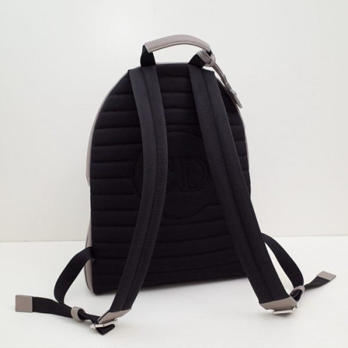 D*or-backpack-3