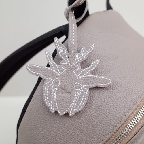 D*or-backpack-3