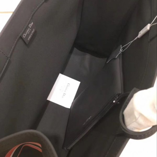 D*or-book-tote-bag-3