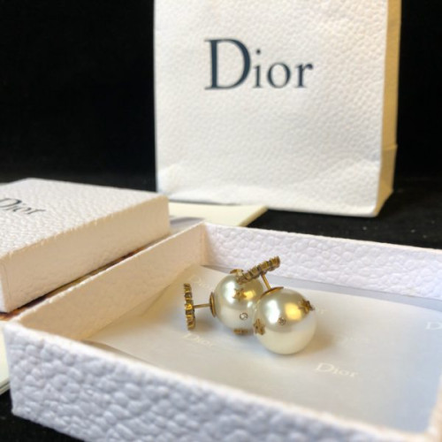 D*or-earrings-2