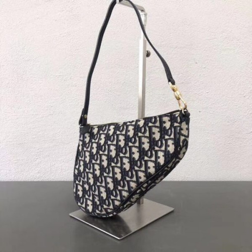 D*or-saddle-bag-2