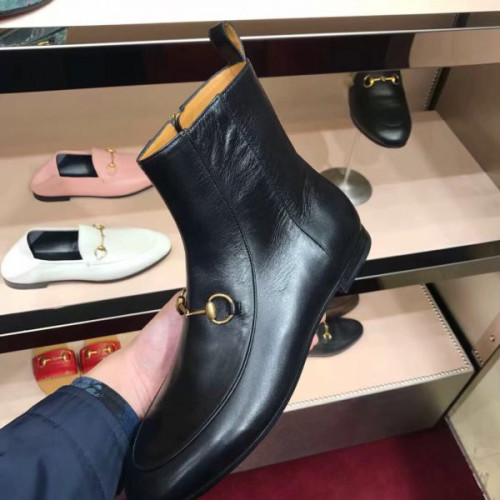 G*u*i-boots-23