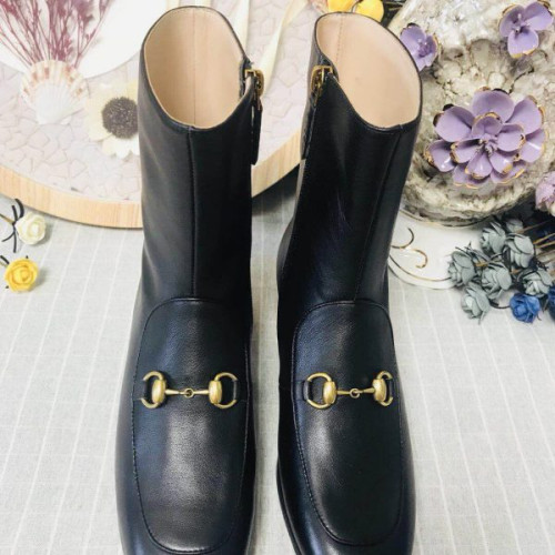 G*u*i-boots-3