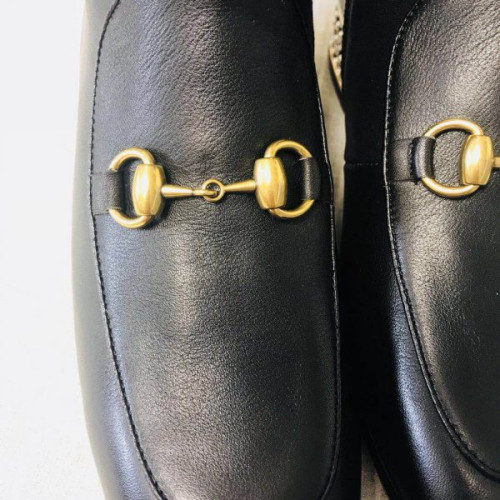 G*u*i-boots-3