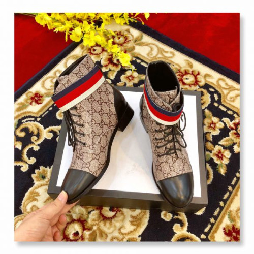 G*u*i-boots-4