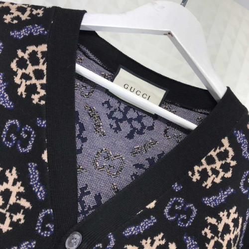 G*u*i-coats-6
