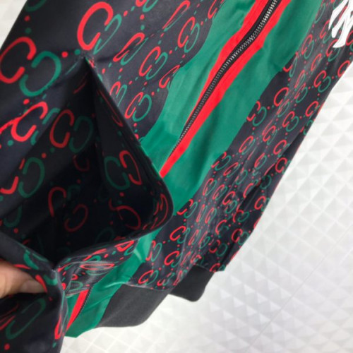 G*u*i-coats