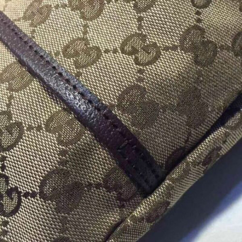 G*u*i-diaper-tote