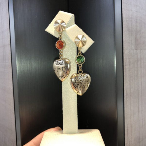 G*u*i-earrings-13