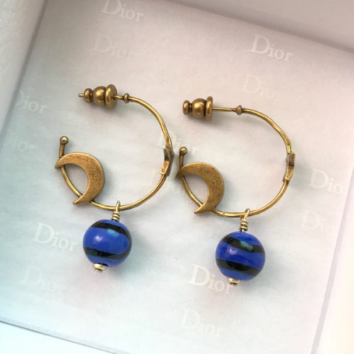 G*u*i-earrings-2