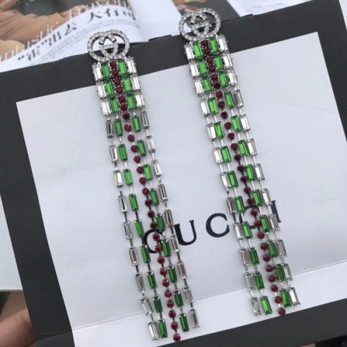 G*u*i-earrings
