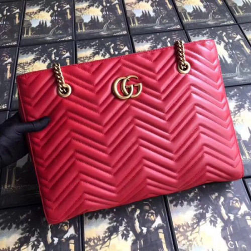 G*u*i-gg-marmont-matelasse-medium-tote-2
