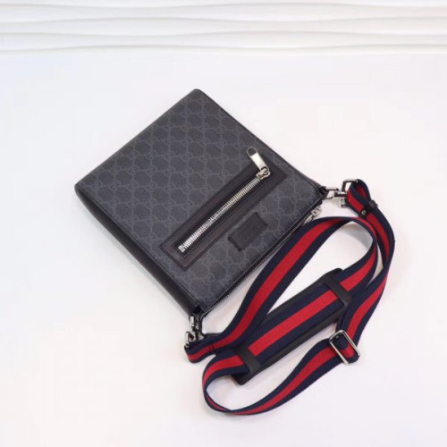 g*u*i-gg-S*p*e-small-messenger-bag