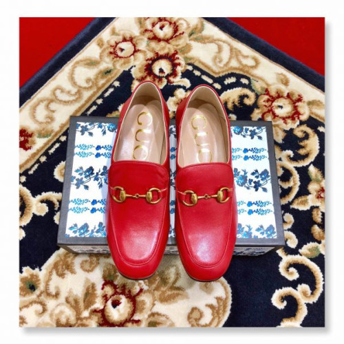 G*u*i-loafer-with-crystals-5