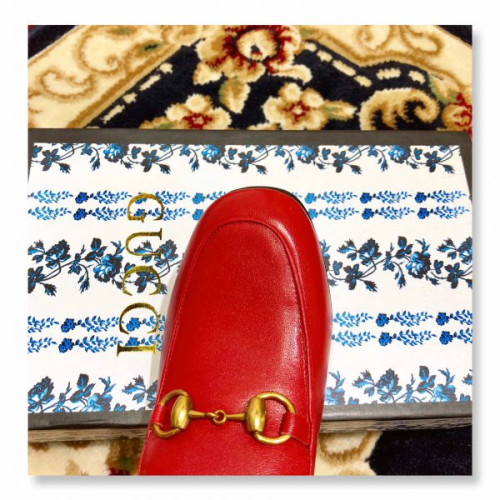 G*u*i-loafer-with-crystals-5