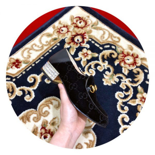 G*u*i-loafer-with-crystals