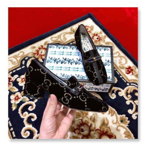 G*u*i-loafers-3