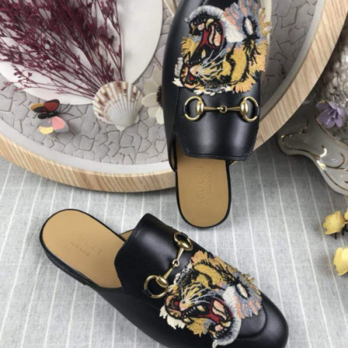G*u*i-princetown-leather-slipper-25