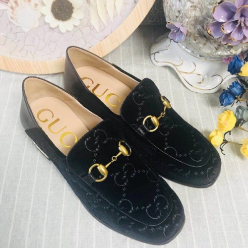G*u*i-princetown-velvet-slipper