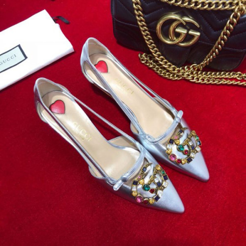 G*u*i-pump-with-crystal-4