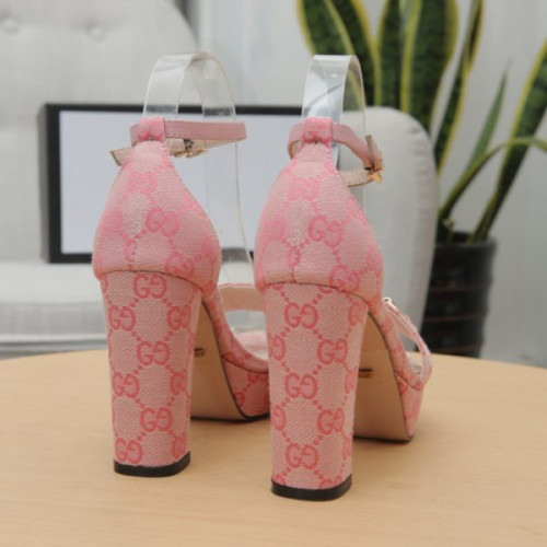 G*u*i-sandal-12