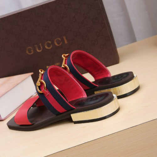 G*u*i-sandal-38