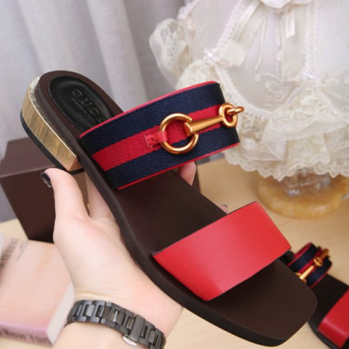 G*u*i-sandal-38
