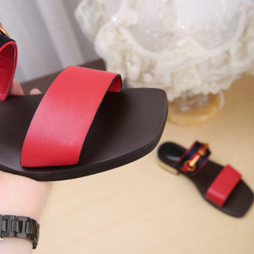 G*u*i-sandal-38