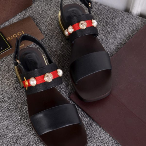 G*u*i-sandal-52