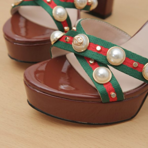 G*u*i-sandal-5