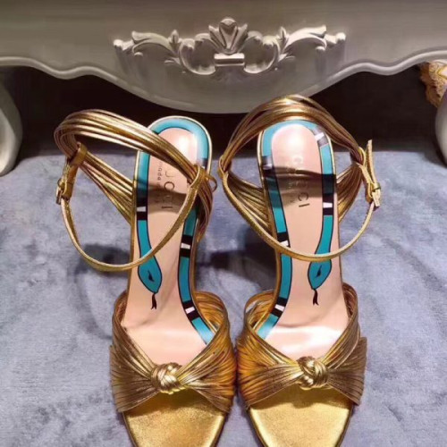 G*u*i-sandals-10