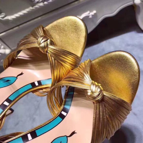 G*u*i-sandals-10