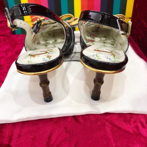 G*u*i-sandals-11