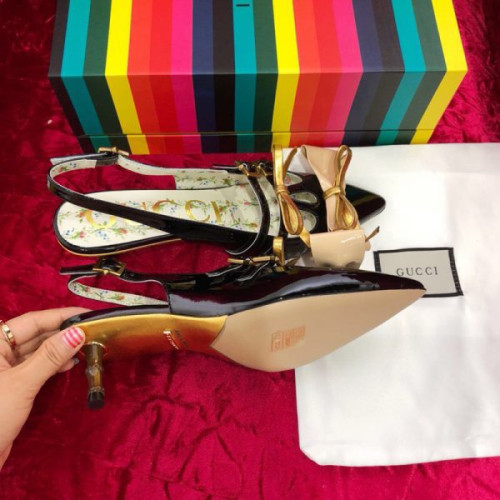 G*u*i-sandals-11