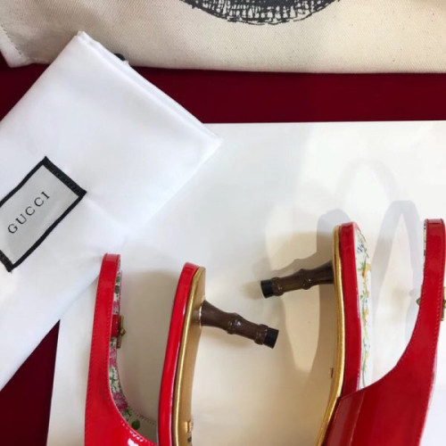 G*u*i-sandals-13