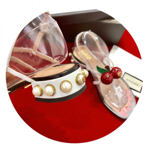 G*u*i-sandals-14