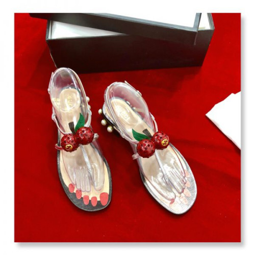 G*u*i-sandals-18