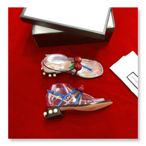 G*u*i-sandals-19