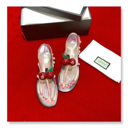 G*u*i-sandals-20