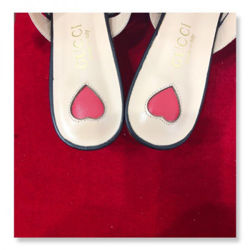 G*u*i-sandals-25